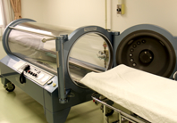 高気圧酸素治療器